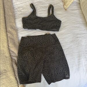 Alo Leopard Print Active Set - Crop Sports Bra + High-Waist Biker Shorts